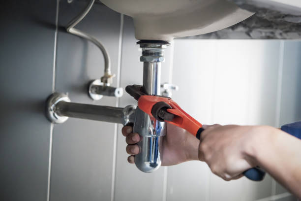 Best Emergency Plumber  in North Sarasota, FL